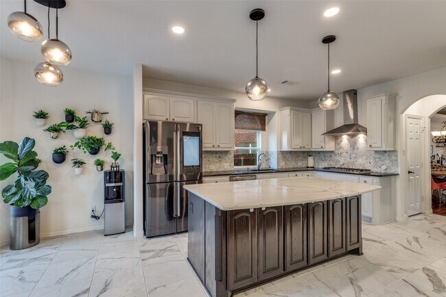 Building Photo - 13348 Cool Meadow Dr
