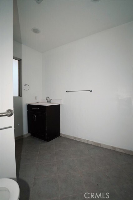 Building Photo - 33716 Hubbard Rd