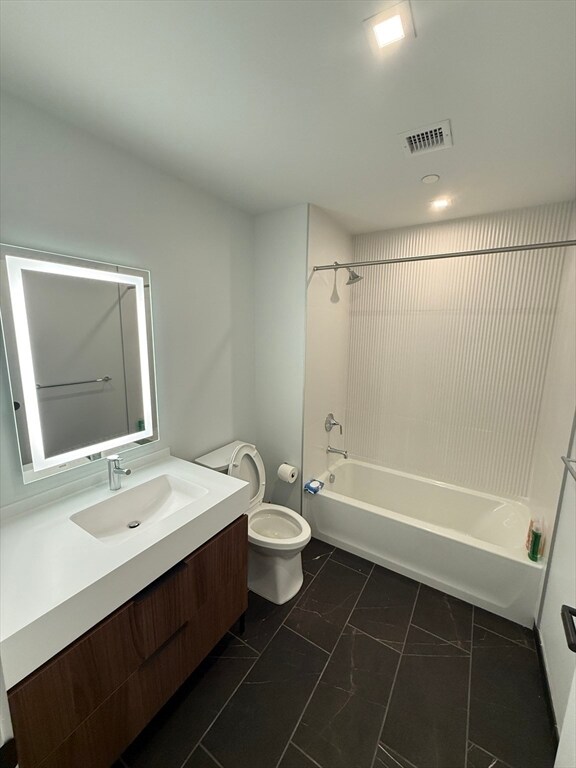 Building Photo - 1515 Commonwealth Ave