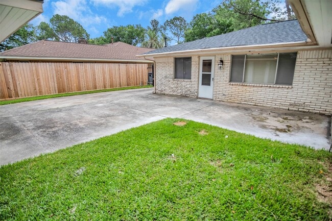Building Photo - 1715 Capstan Rd