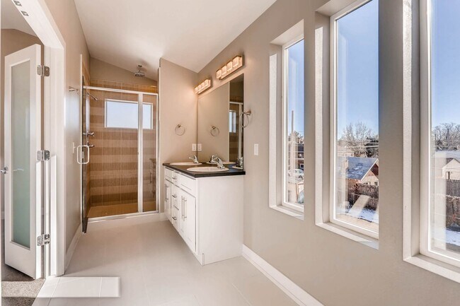 Building Photo - New Construction 3 Bedroom Home with 2 car...