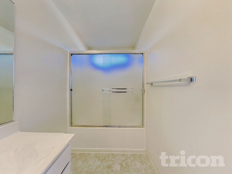 Building Photo - 17688 Feather River Ct