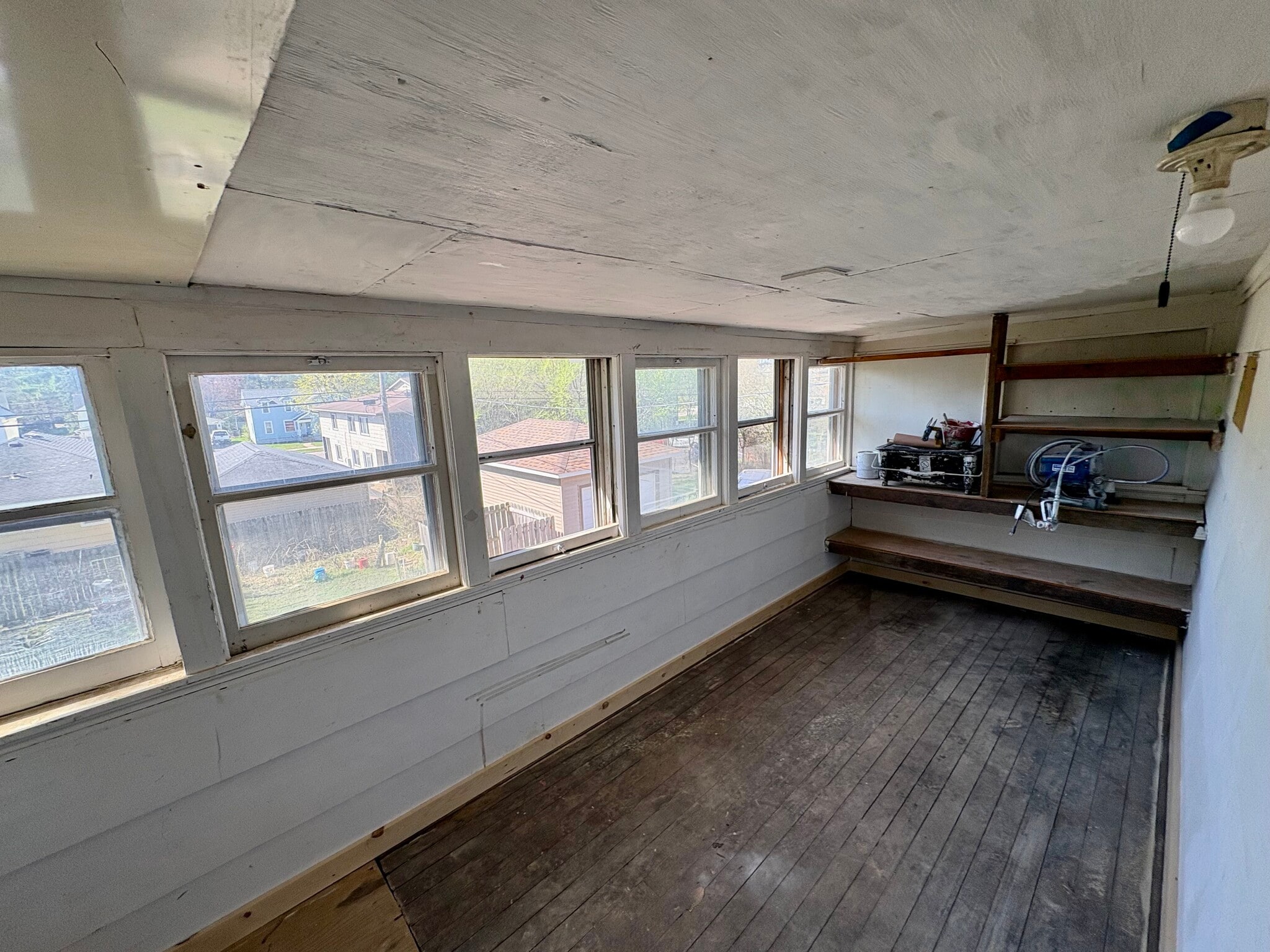 Building Photo - 941 Main St