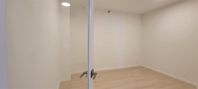 Building Photo - 19355 Turnberry Way