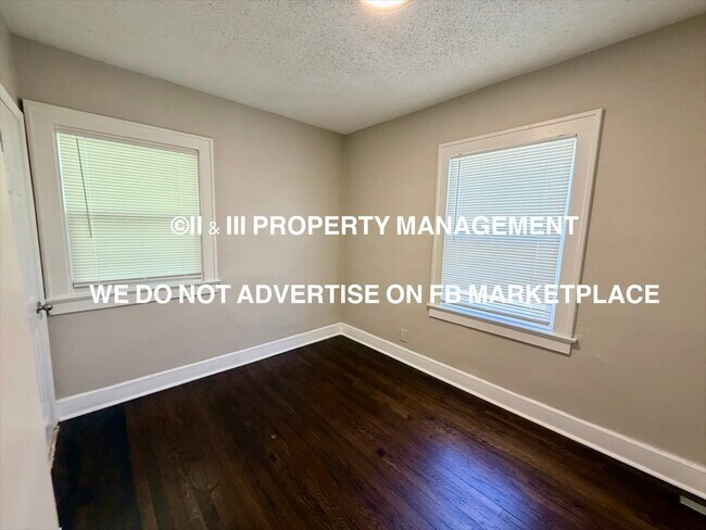 Building Photo - 3032 Elmwood Ave