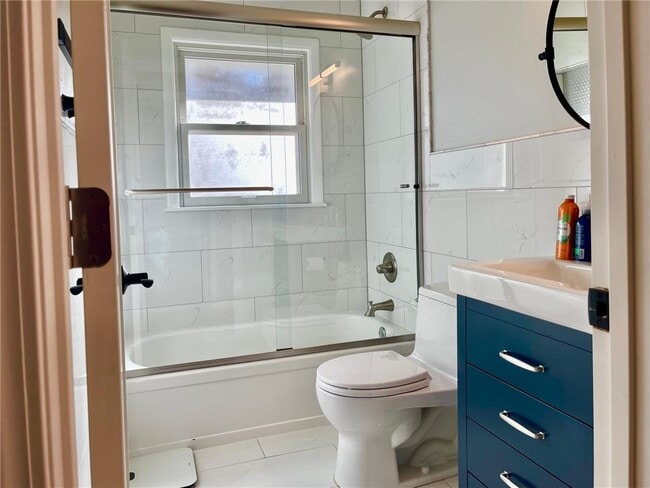 Building Photo - 17620 8th Ave N