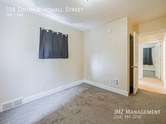 Building Photo - 358 S Marshall St