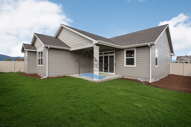 Building Photo - Brand New 4 Bed 2.5 Bath Home in Post Falls!!
