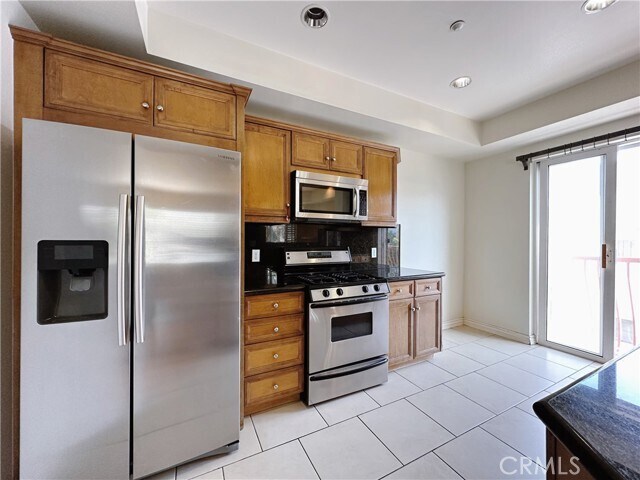 Building Photo - 320 S Willaman Dr