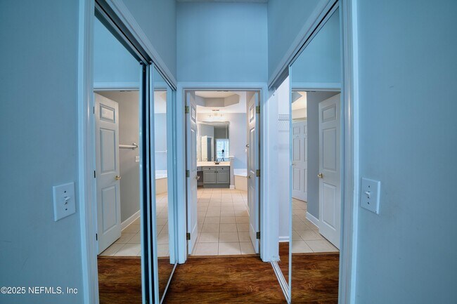 Building Photo - 1440 S Burgandy Trail