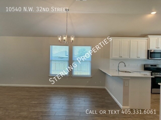 Building Photo - 10540 NW 32nd St