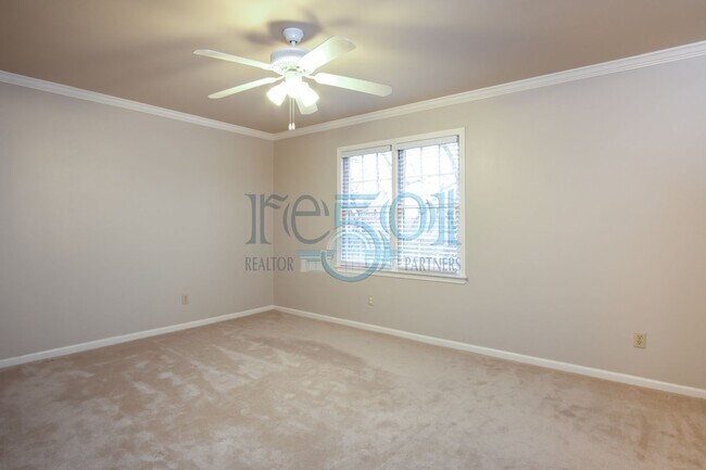 Building Photo - Check out the UPGRADES! Wow!