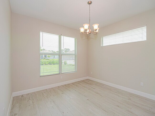 Building Photo - 6423 High Pointe Cir