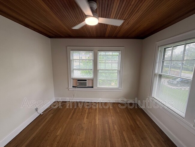Building Photo - 4132 Eaton St