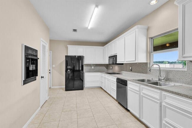 Building Photo - 14699 McCaleb Rd