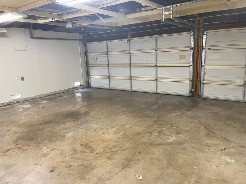 Building Photo - 32023 Wallington Ct