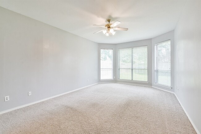 Building Photo - 18802 Half Volley Cir