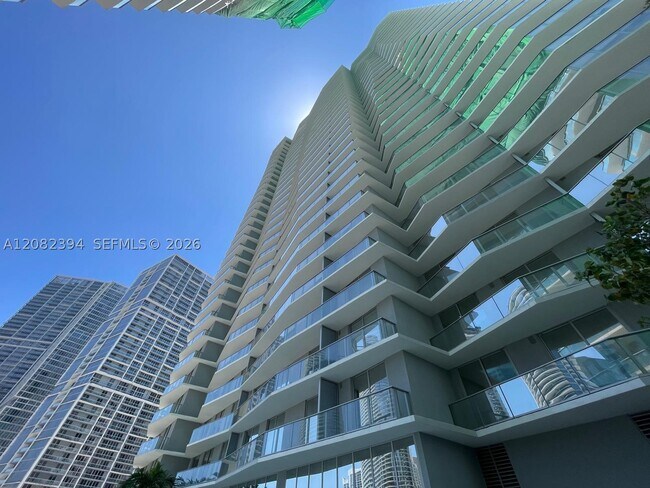 Building Photo - 77 SE 5th St