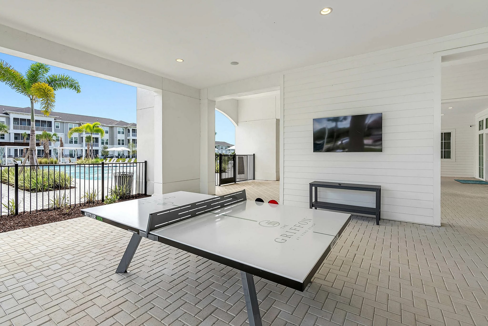 Building Photo - 2050 Griffon Rd