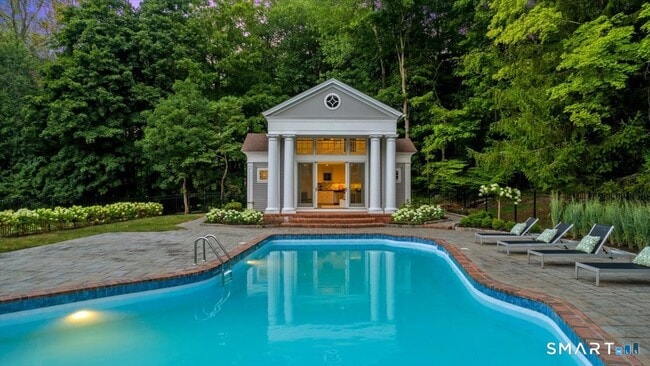 Building Photo - 1421 Oenoke Ridge