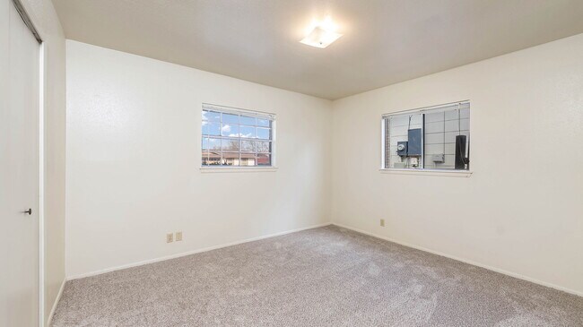 Building Photo - 4710 Casa Bello St