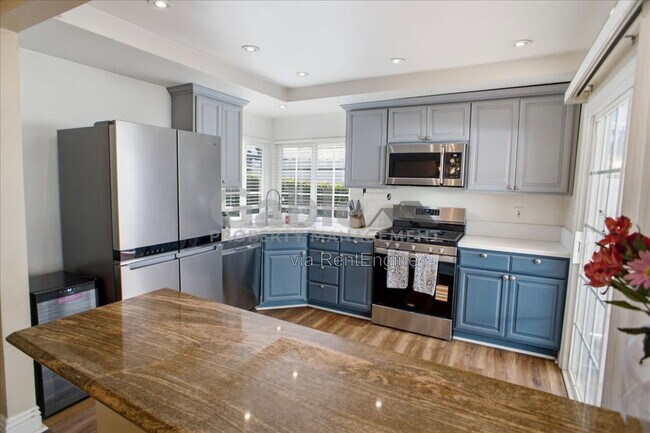 Building Photo - 24309 W Venturi Dr