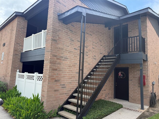 Building Photo - 923 Carrell St