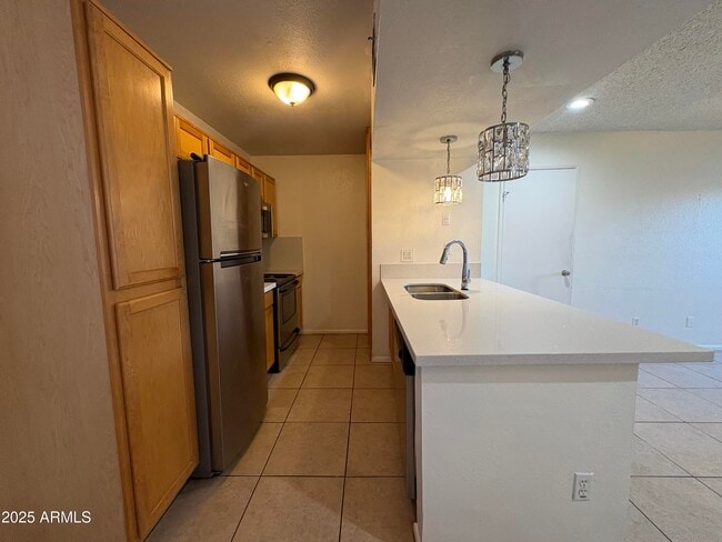 Building Photo - 2938 N 61st Pl