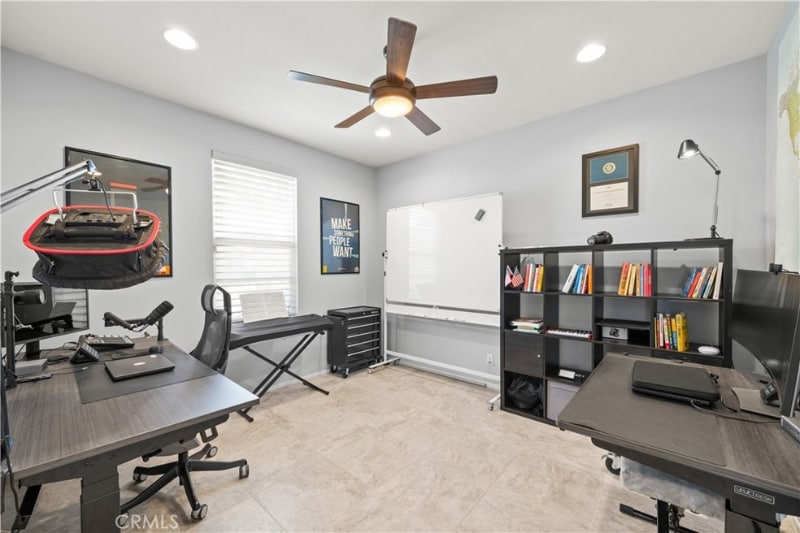 Building Photo - 10382 Sparkling Dr