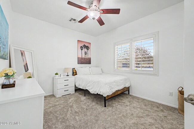 Building Photo - 4203 E Los Altos Rd