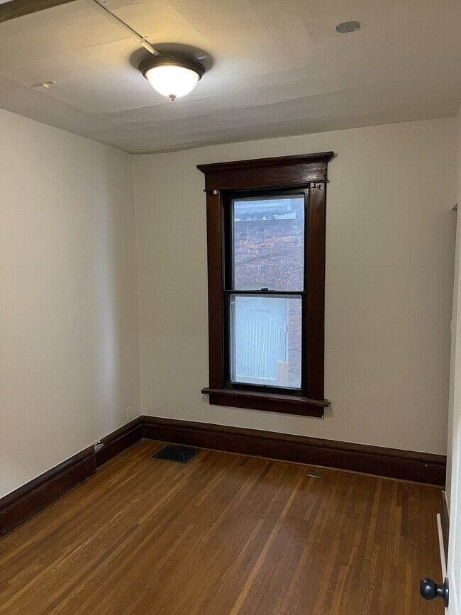 Building Photo - 53 Euclid Ave