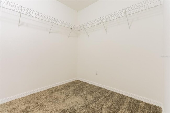 Building Photo - 10121 Crested Fringe Dr