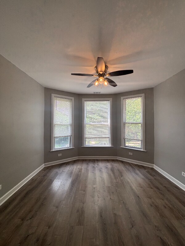 Building Photo - 7311 S Dorchester Ave