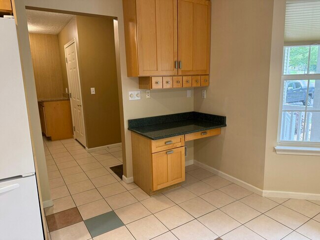 Building Photo - 212 Chauncey Ct