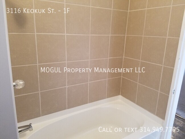 Building Photo - 3116 Keokuk St