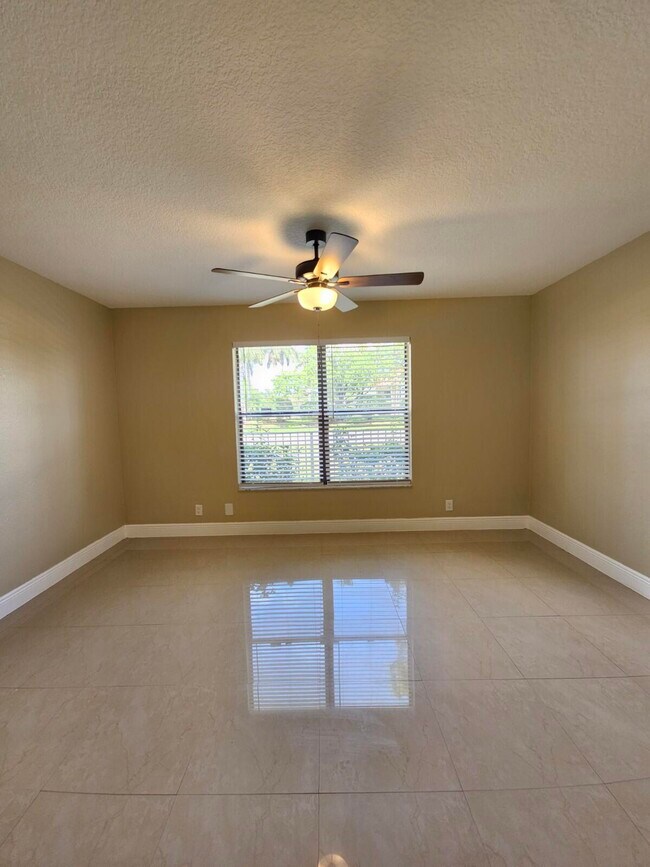 Building Photo - 1440 Windorah Way