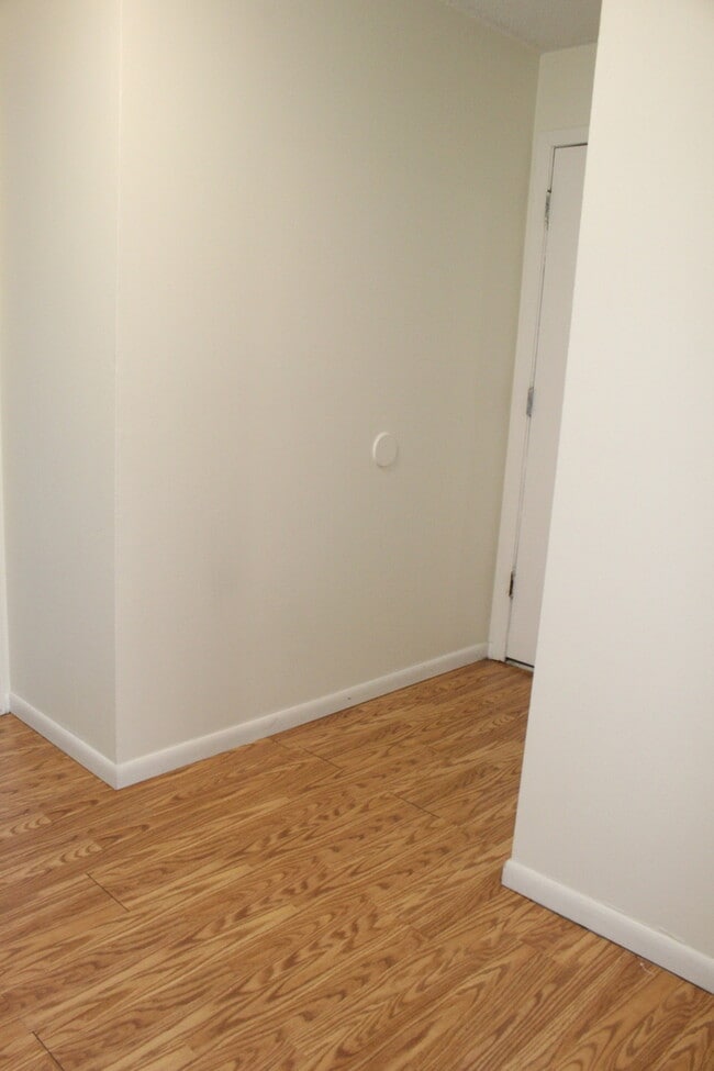 Building Photo - 2 Timber Ln