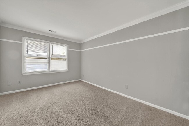 Building Photo - Charming home in South Charlotte