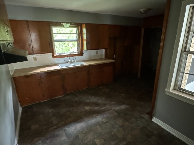 Building Photo - 414 Woodlawn Ave