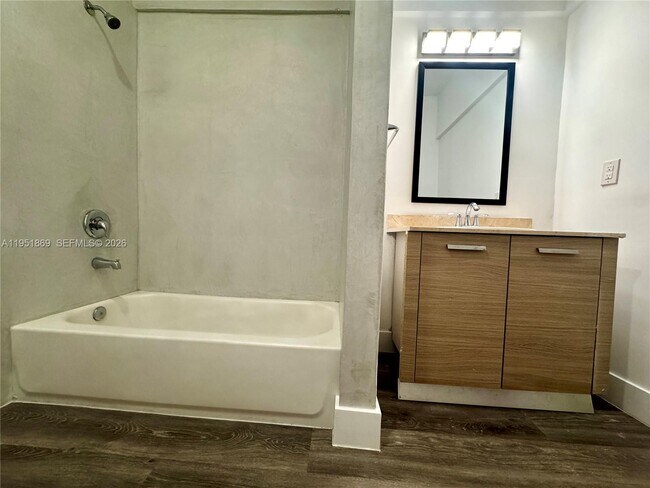 Building Photo - 4770 NW 23rd Ave