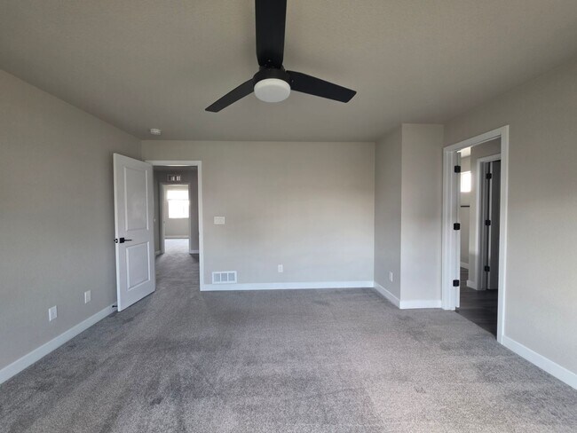 Building Photo - 10429 Luneth Dr