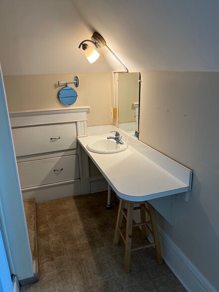 Bathroom - 2223 N 2nd St