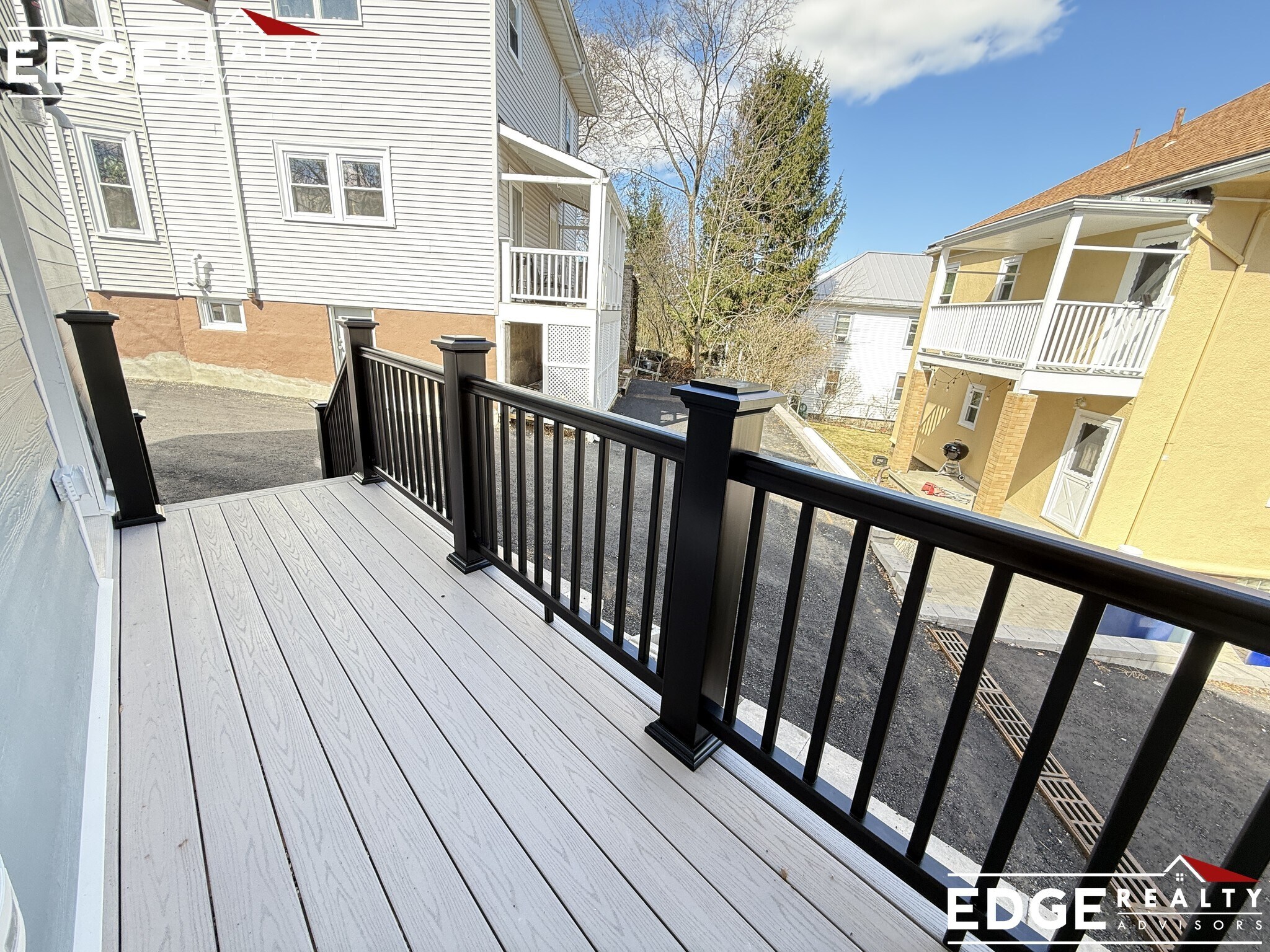 Building Photo - 3 Glenley Ter