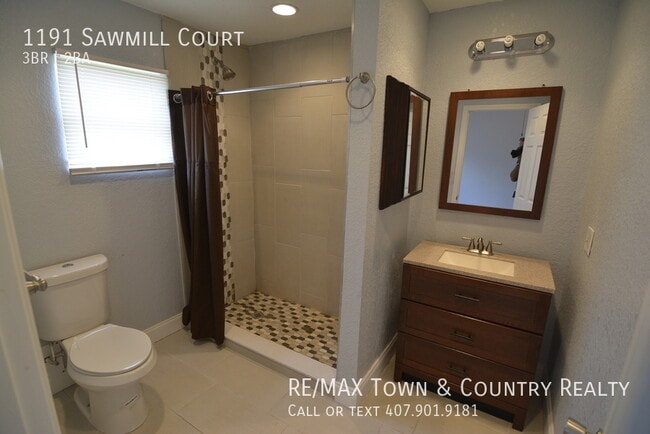 Building Photo - 1191 Sawmill Ct