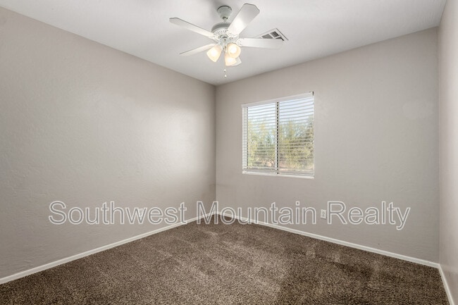 Building Photo - 28406 N Epidote Dr