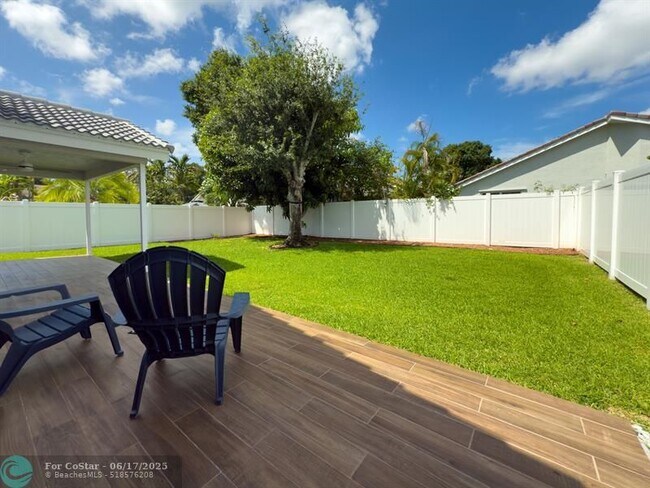 Building Photo - 12204 Sunset Point Cir