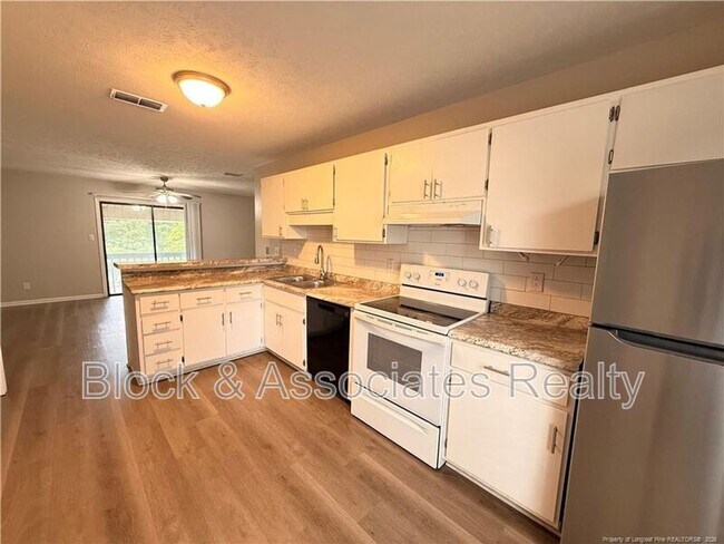Building Photo - 4033 Professional Dr