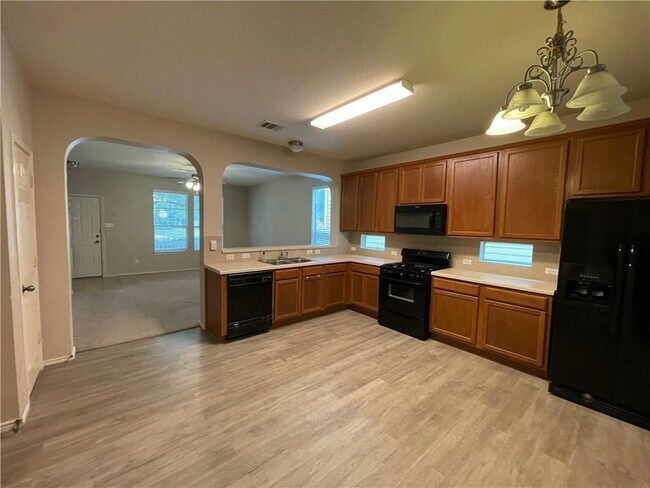 Building Photo - 10412 Maydelle Dr