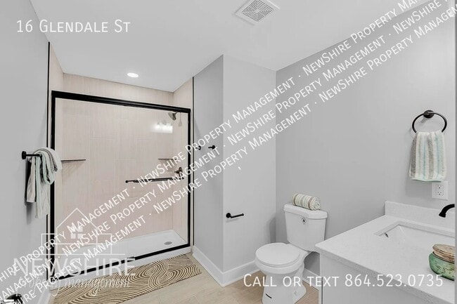 Building Photo - 16 Glendale St