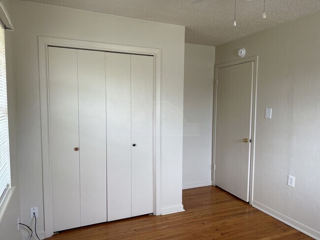 Building Photo - 1510 Metropolitan Dr